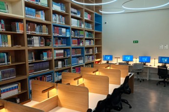 Biblioteca da Faculdade Moinhos de Vento